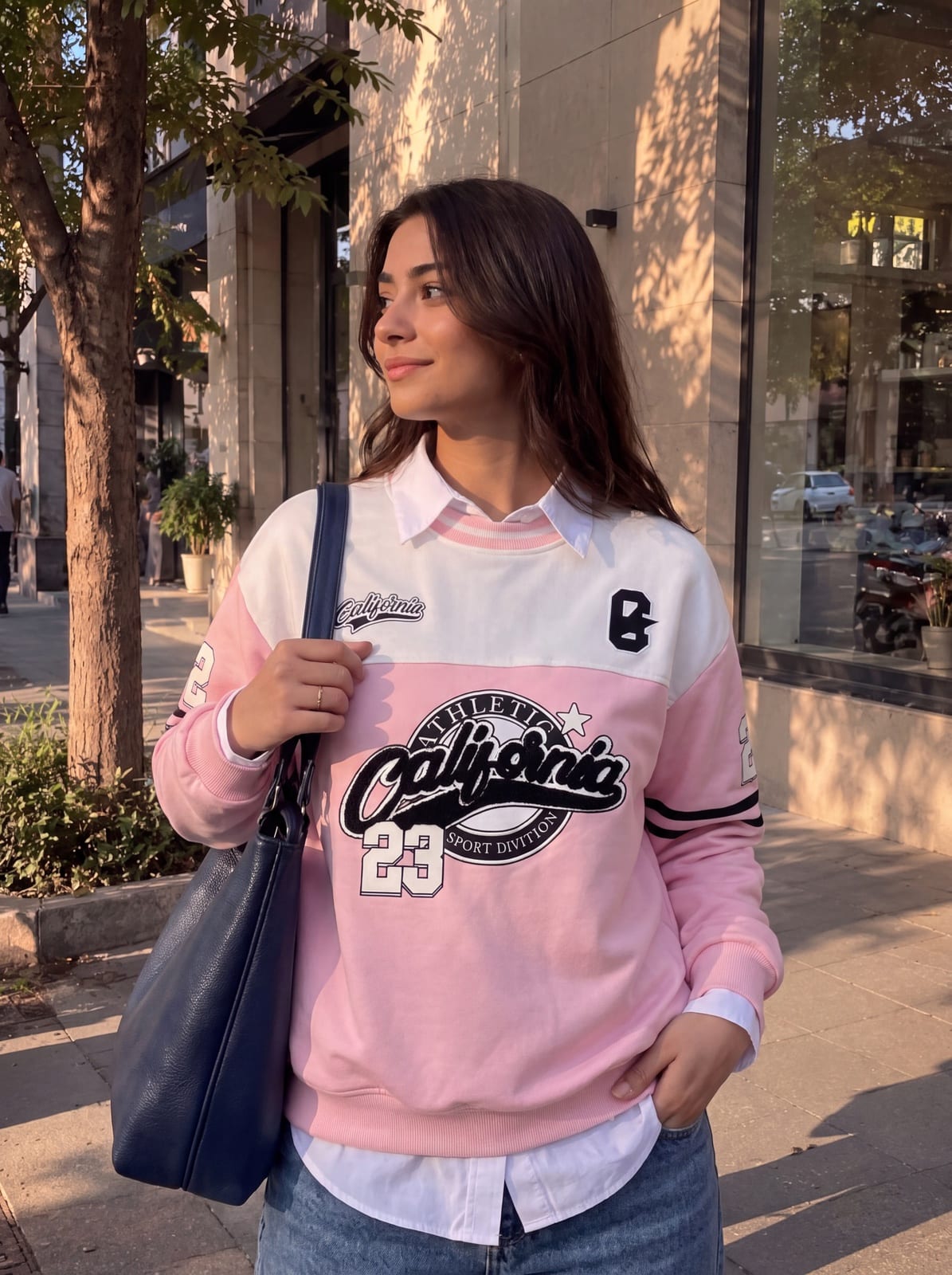 سويتشيرت واسع بألوان متداخلة ورقع، الصورة 5 من 9
